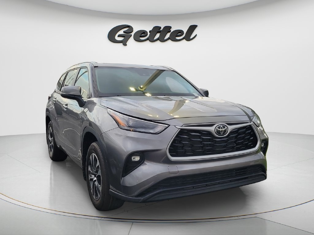 Certified 2025 Toyota Highlander XLE SUV