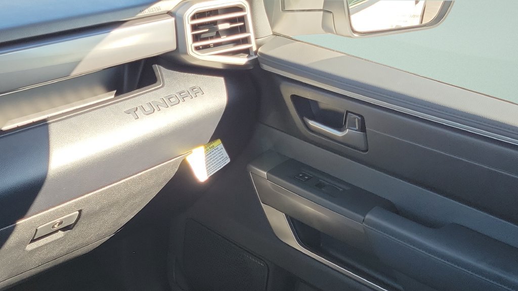 2026 Toyota Tundra SR5 - Photo 12
