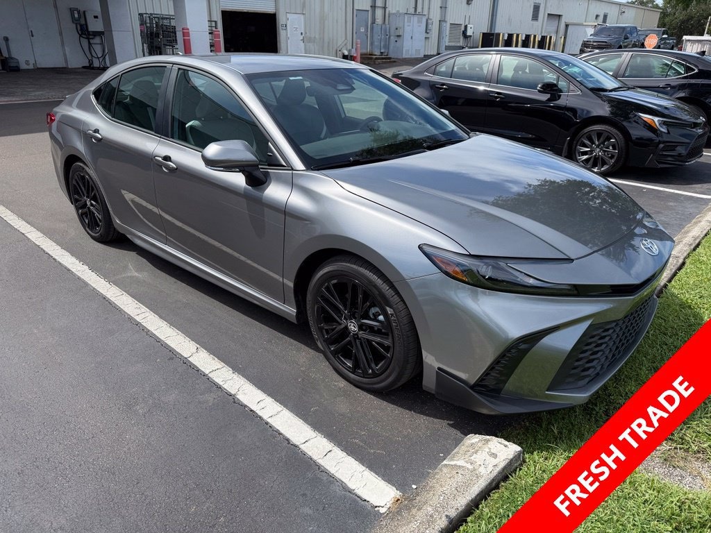Used 2026 Toyota Camry SE Sedan