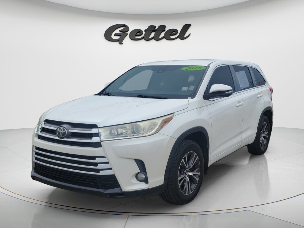 Used 2018 Toyota Highlander LE Plus V6 SUV