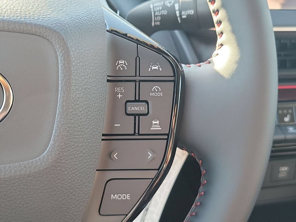 2026 Toyota Prius Plug-in Hybrid XSE Premium - Photo 29