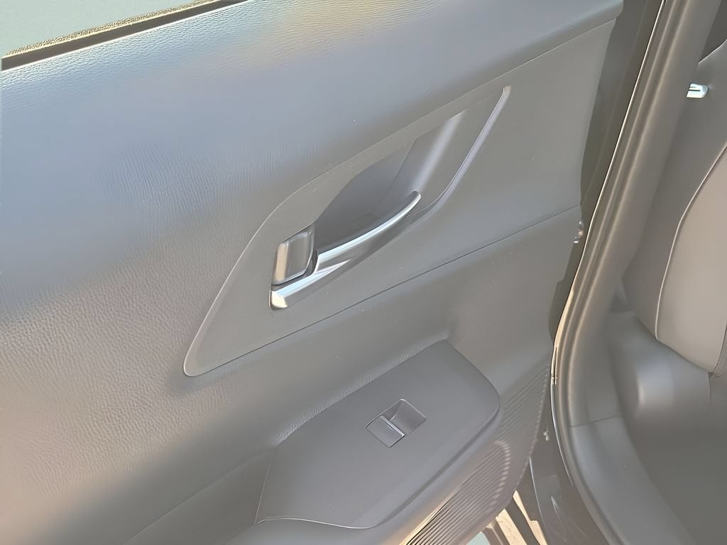 2026 Toyota Prius Plug-in Hybrid XSE Premium - Photo 43