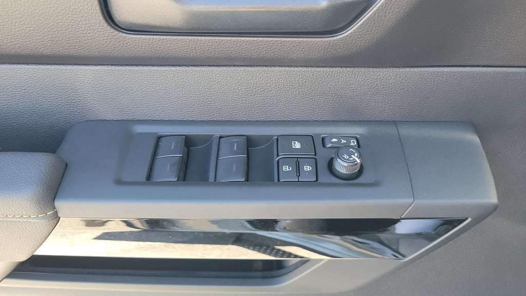 2026 Toyota Tundra SR5 - Photo 24