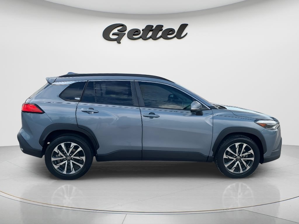 Used 2023 Toyota Corolla Cross XLE SUV