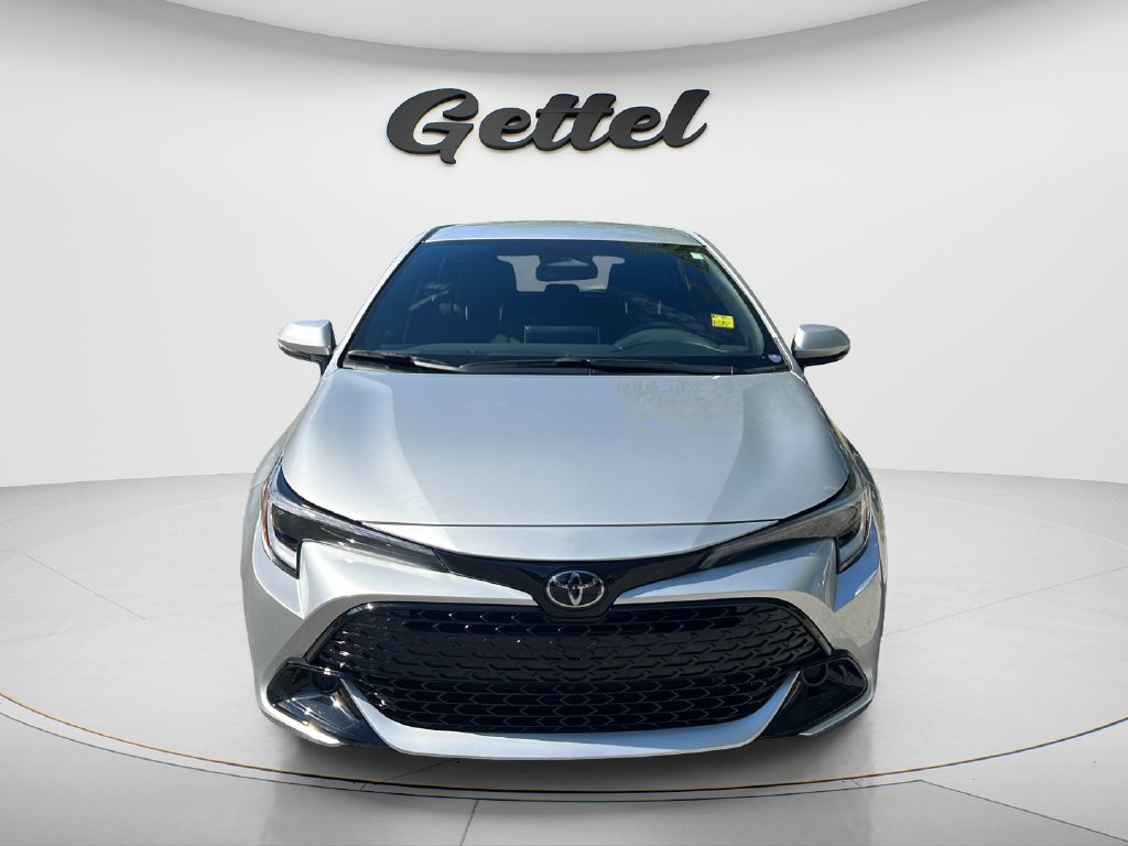 Used 2025 Toyota Corolla Hatchback SE Hatchback