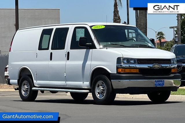 2025 Chevrolet Express Cargo