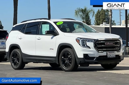 2023 GMC Terrain AT4 SUV