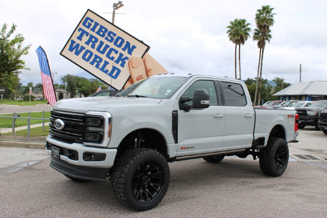 Used 2026 Ford F-250 Platinum Crew Cab 6inch Lifted 4x4 Truck for Sale near Orlando at Gibson Truck World