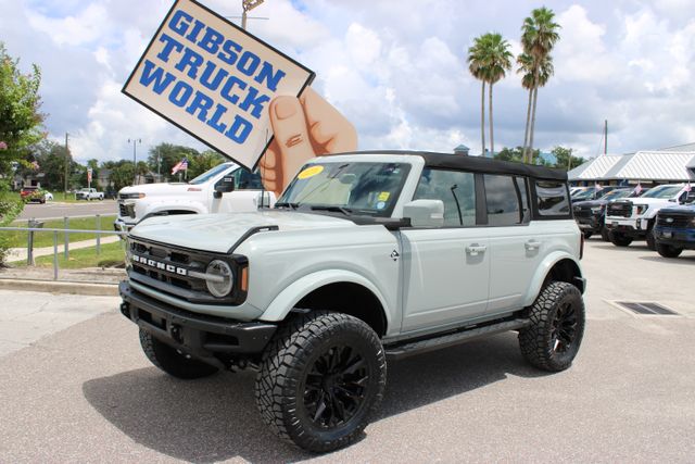 Used 2024 Ford Bronco Outer Banks Lifted 4x4 SUV for Sale near Orlando at Gibson Truck World