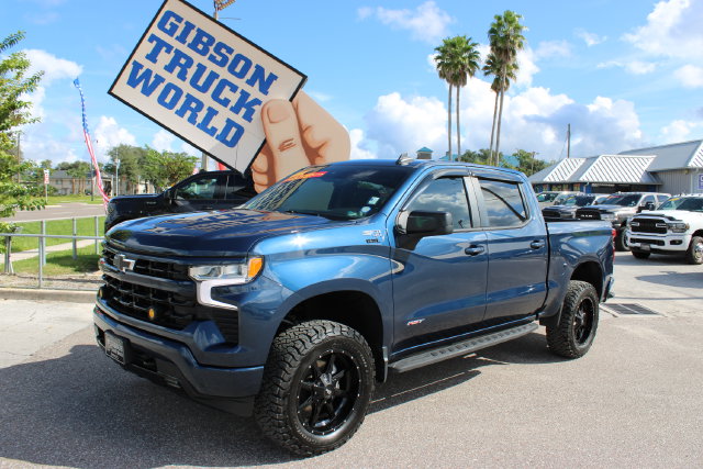 New 2022 Chevrolet Silverado 1500 RST Crew Cab Lifted 4x4 Truck for Sale in Sanford, FL, at Gibson Truck World