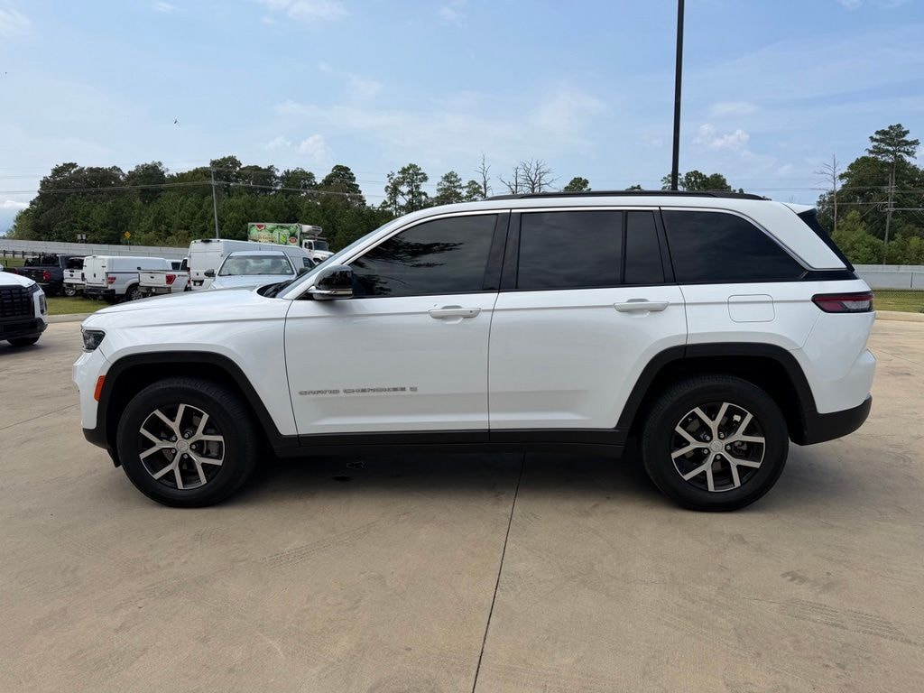 Used 2024 Jeep Grand Cherokee Limited SUV
