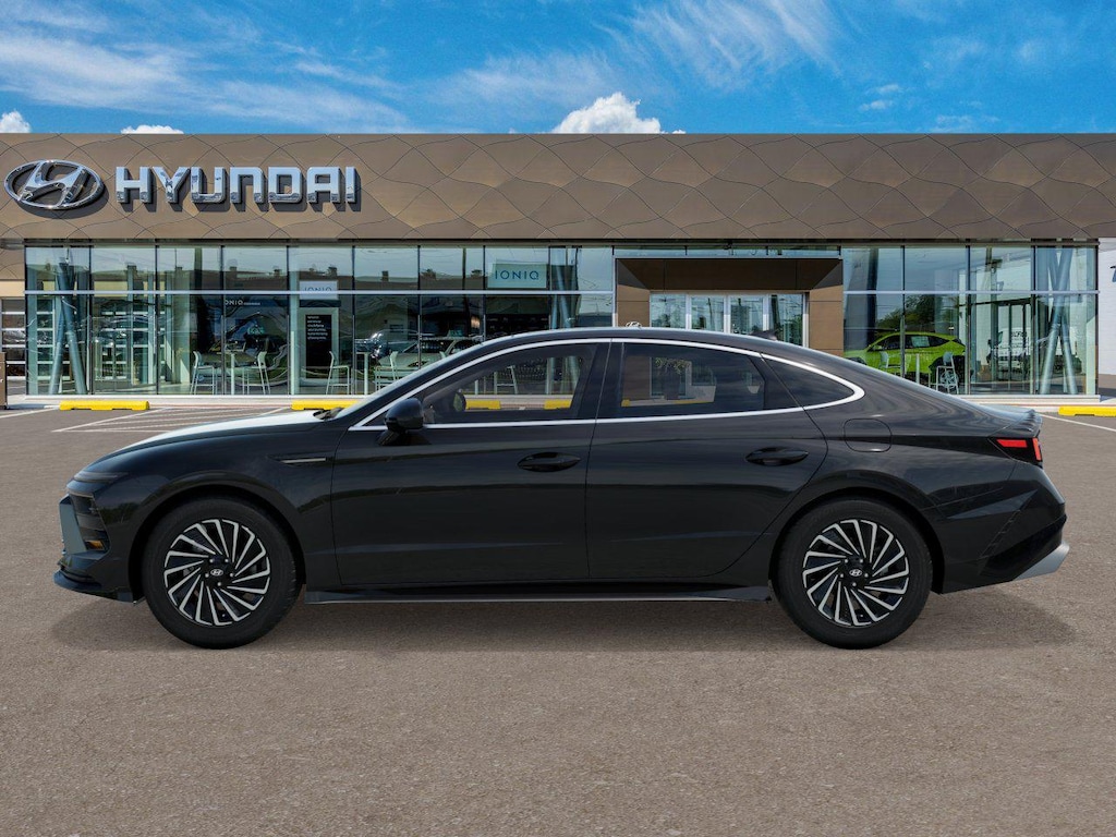 New 2026 Hyundai Sonata Hybrid SEL Sedan