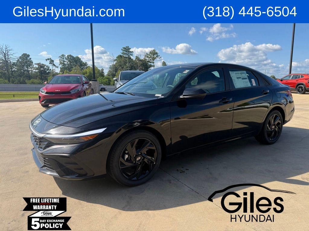 New 2026 Hyundai Elantra SEL Sport Sedan