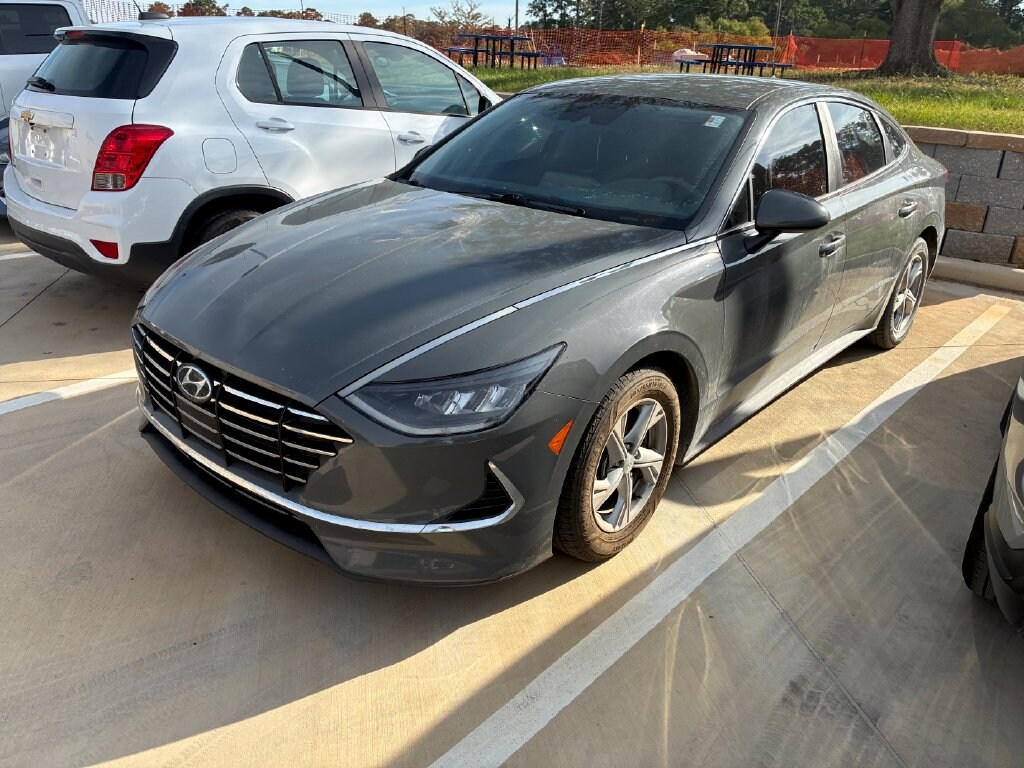 Used 2021 Hyundai Sonata SE Sedan