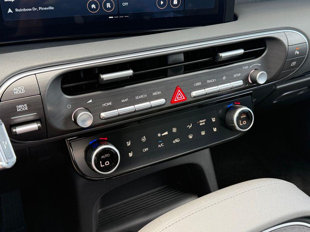 2026 Hyundai Palisade Limited - Photo 22
