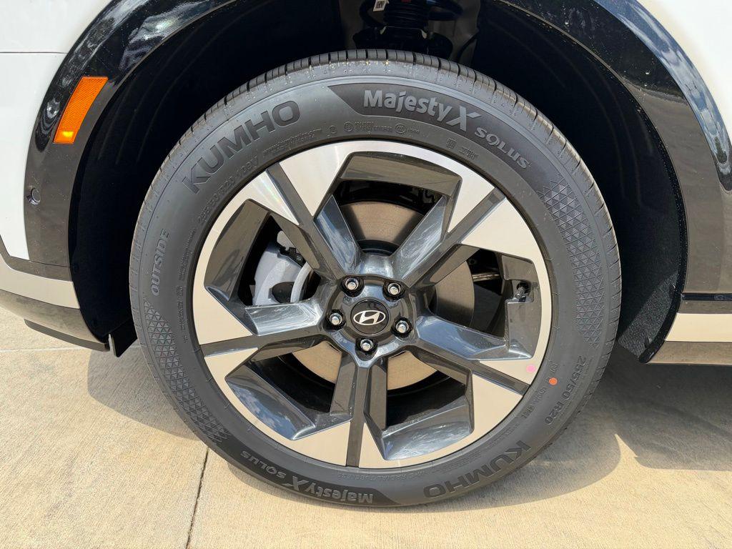 2026 Hyundai Palisade Limited - Photo 9