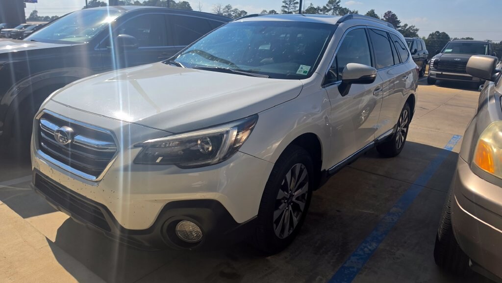 Used 2019 Subaru Outback 3.6R Touring SUV
