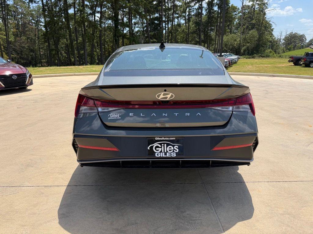 New 2026 Hyundai Elantra SEL Sport Sedan