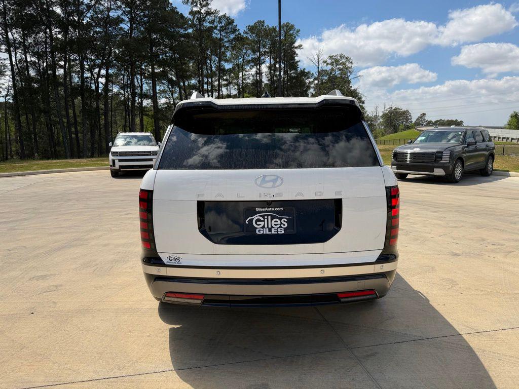 2026 Hyundai Palisade Limited - Photo 4