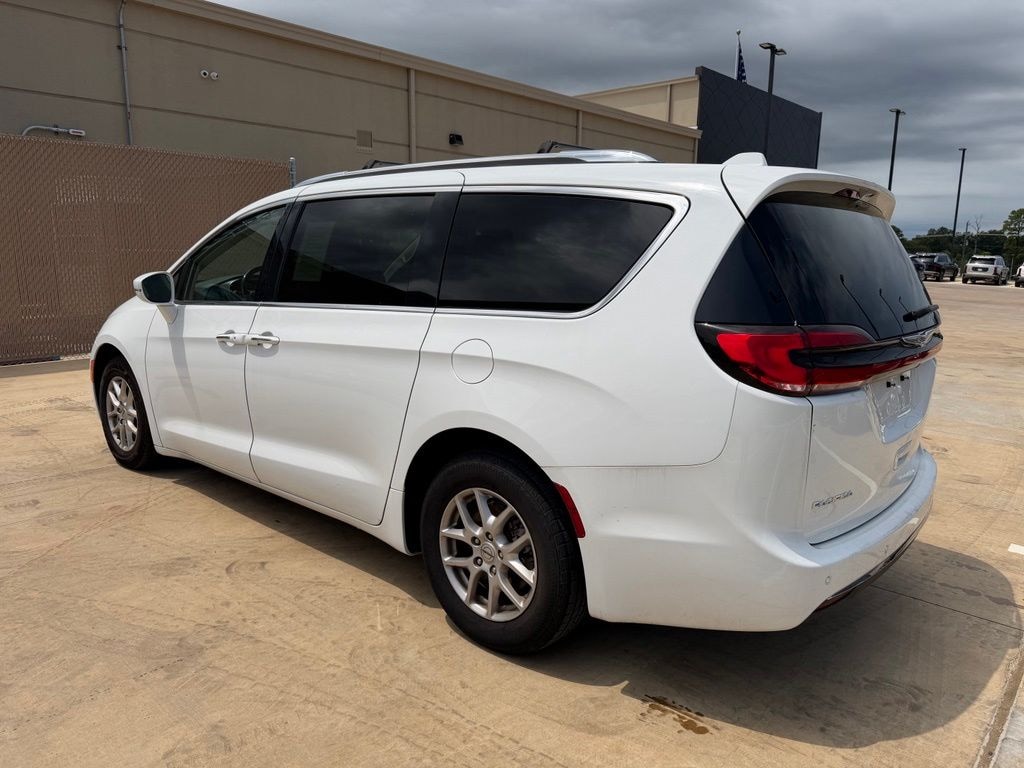 Used 2021 Chrysler Pacifica Touring L Minivan/Van