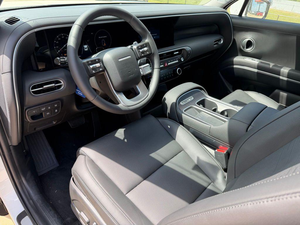 2026 Hyundai Palisade Limited - Photo 12