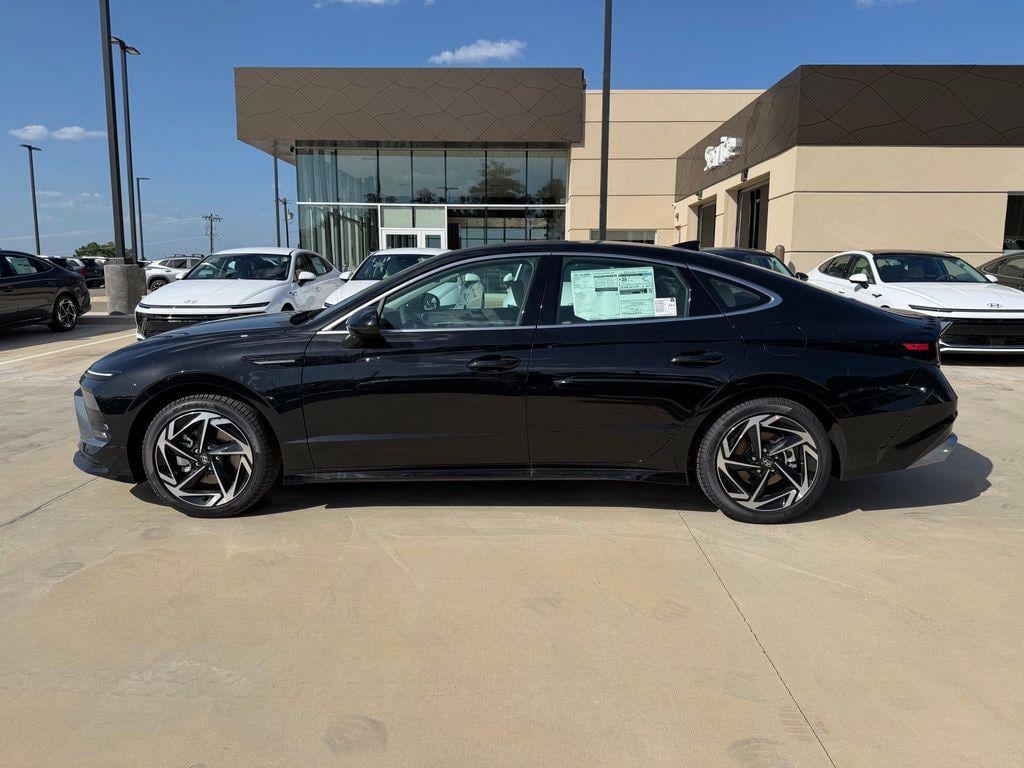 New 2026 Hyundai Sonata SEL Sport Sedan