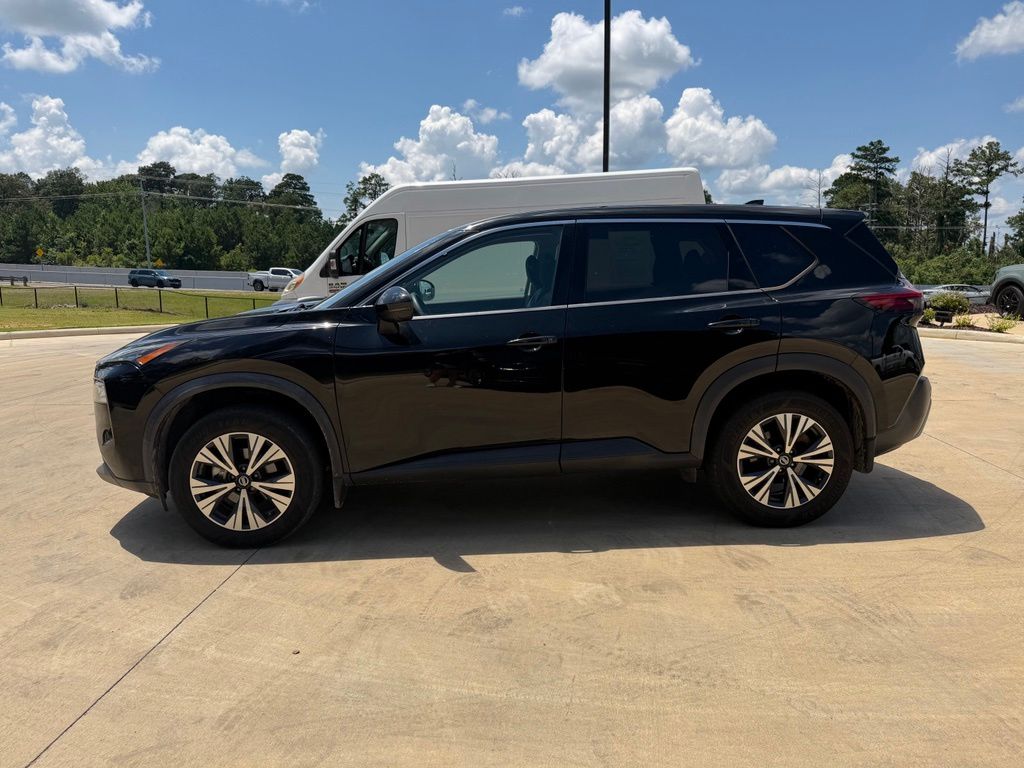 Used 2021 Nissan Rogue SV with VIN 5N1AT3BA8MC709262 for sale in Pineville, LA