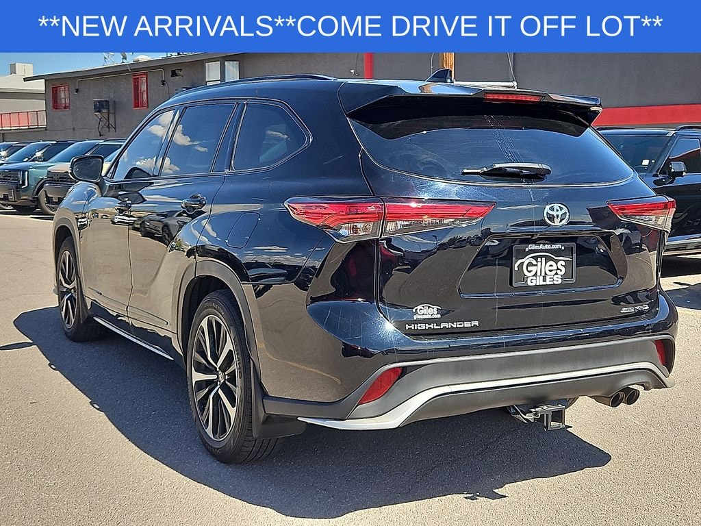 Used 2022 Toyota Highlander XSE SUV