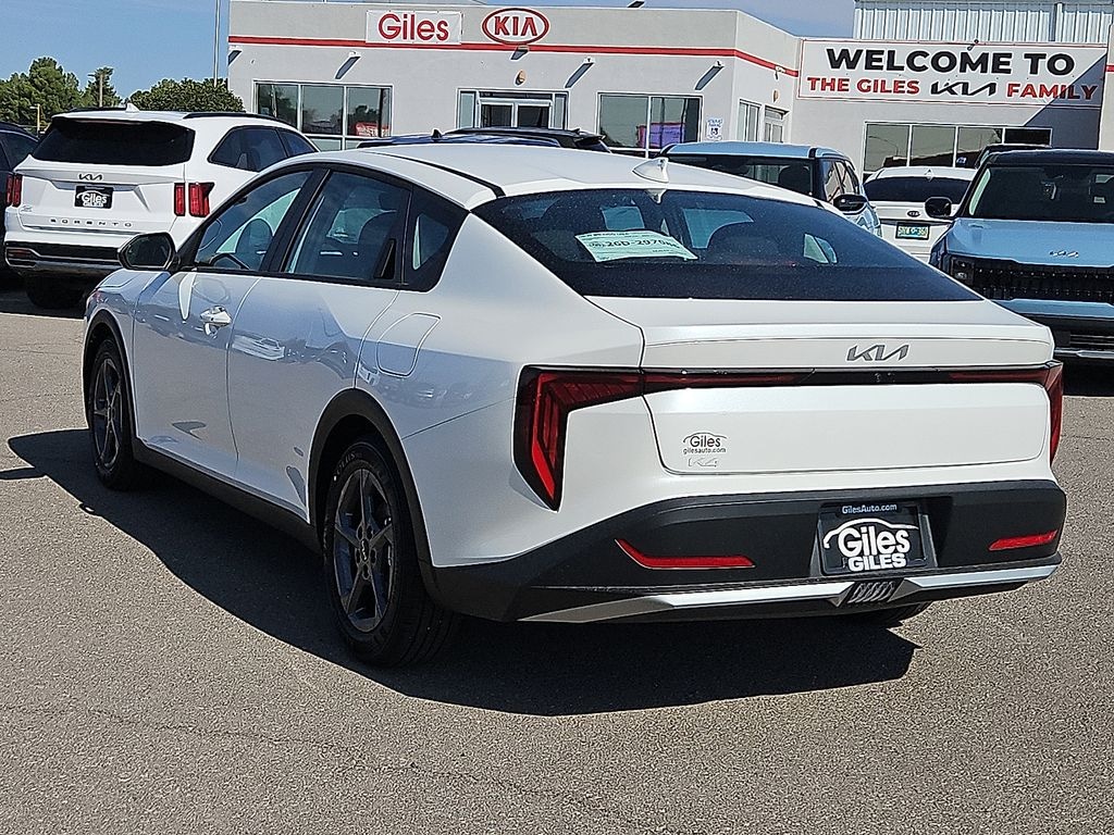 New 2026 Kia K4 LXS Sedan