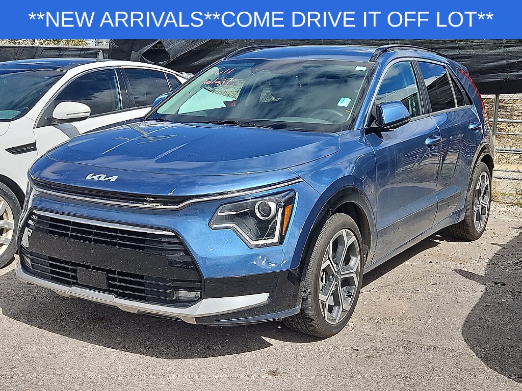 Used 2024 Kia Niro EX Touring SUV