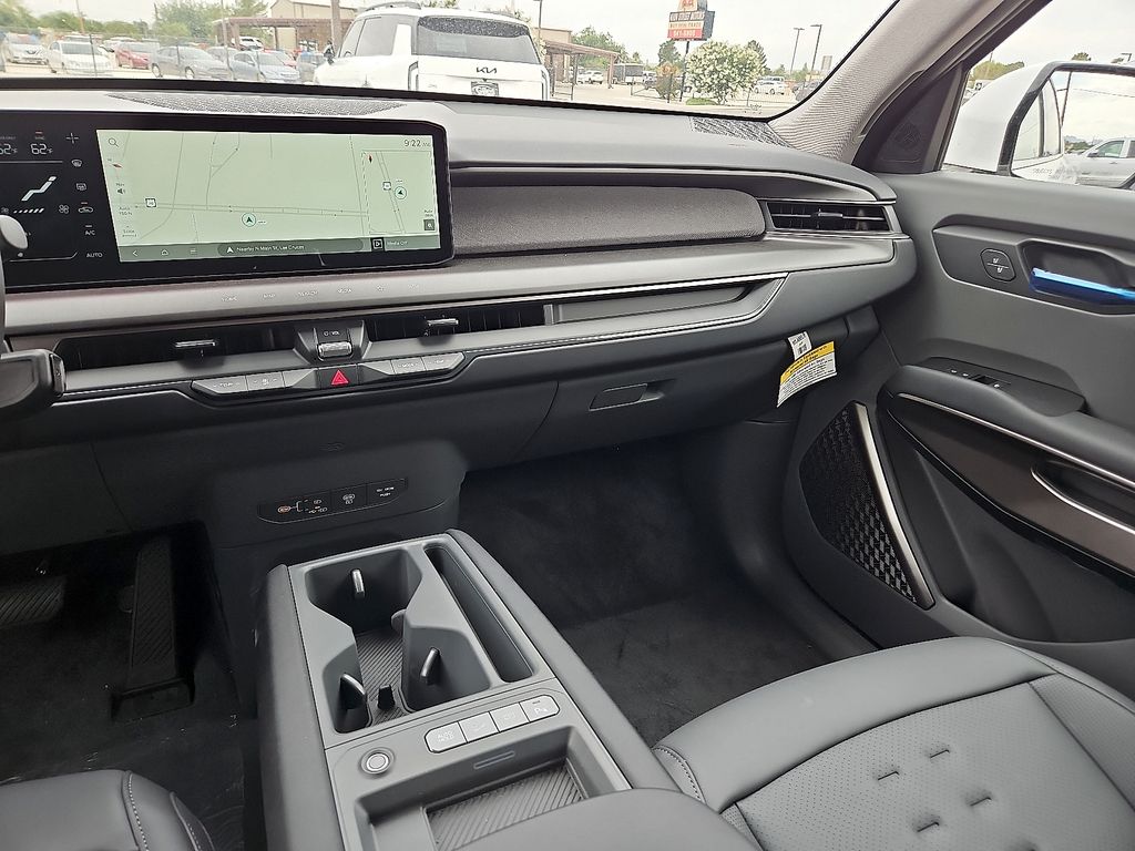 2026 Kia EV9 Wind - Photo 17