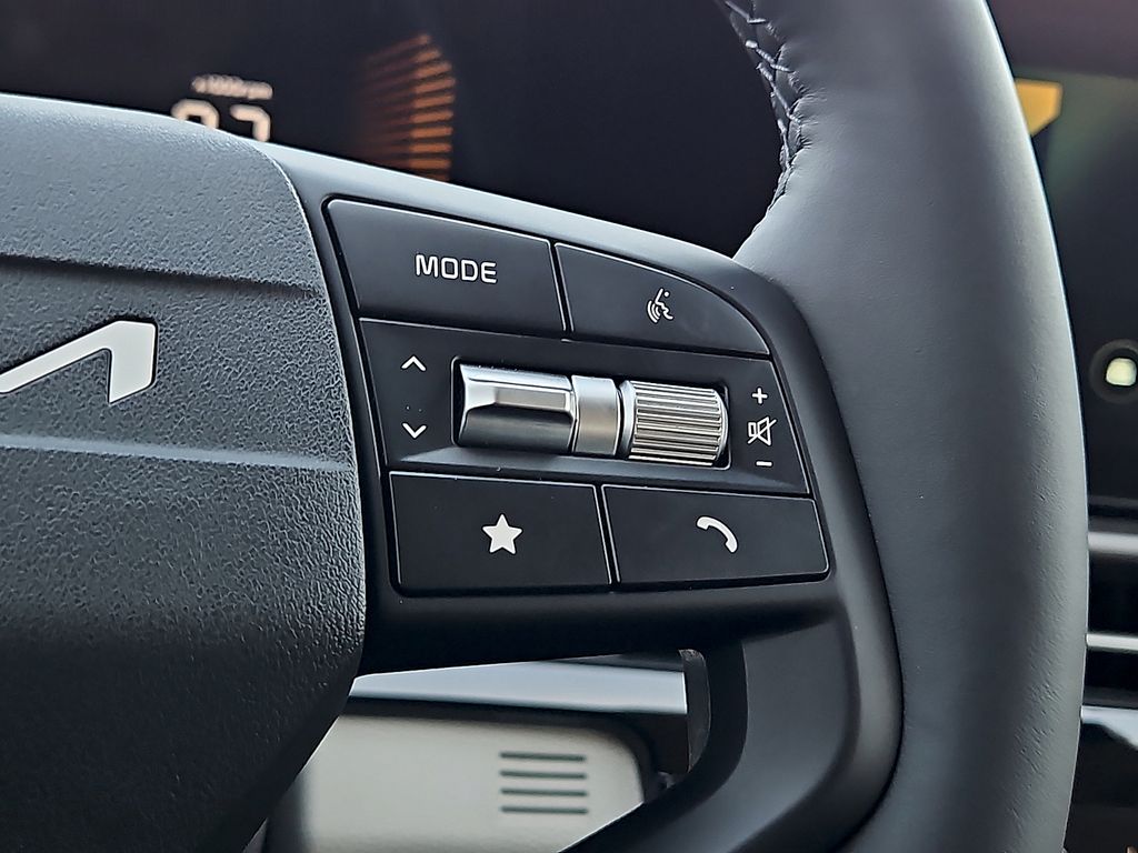 2026 Kia Sportage EX - Photo 23