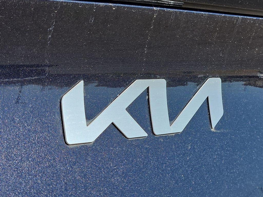 2026 Kia Sportage EX - Photo 14