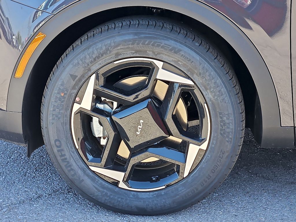 2026 Kia Sportage EX - Photo 11