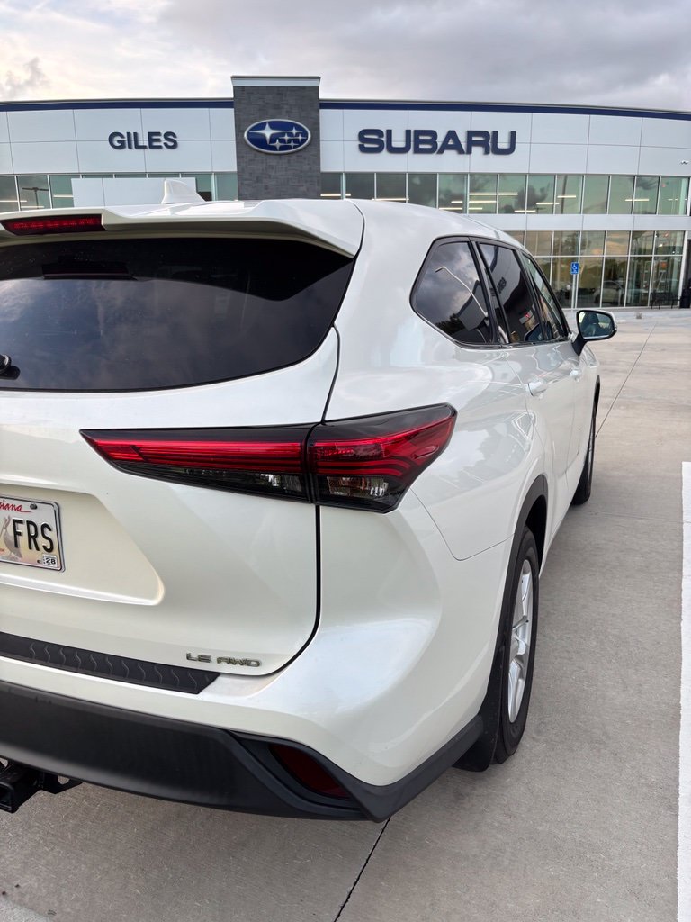 Used 2020 Toyota Highlander LE SUV