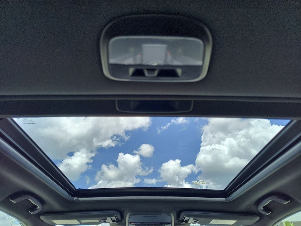 2025 Subaru Forester Limited - Photo 12