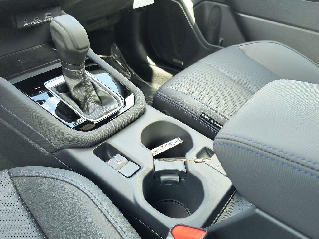 2025 Subaru Forester Limited - Photo 10