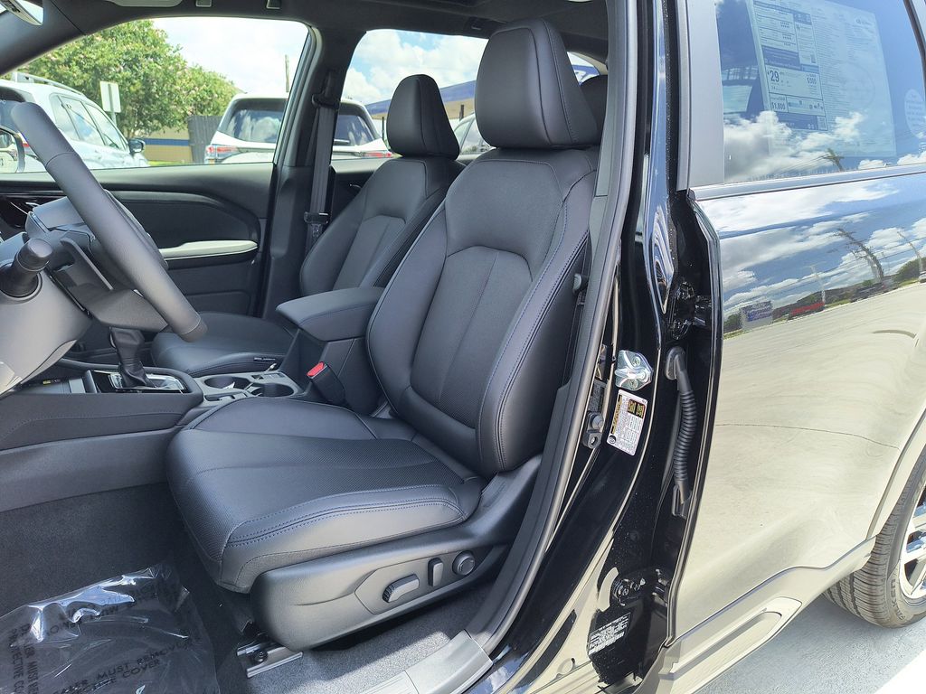 2025 Subaru Forester Limited - Photo 6