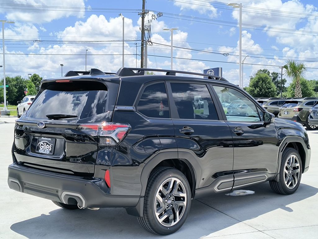 2025 Subaru Forester Limited - Photo 4
