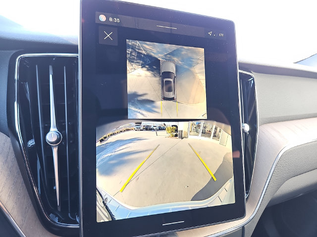 2026 Volvo XC60 Plus - Photo 24
