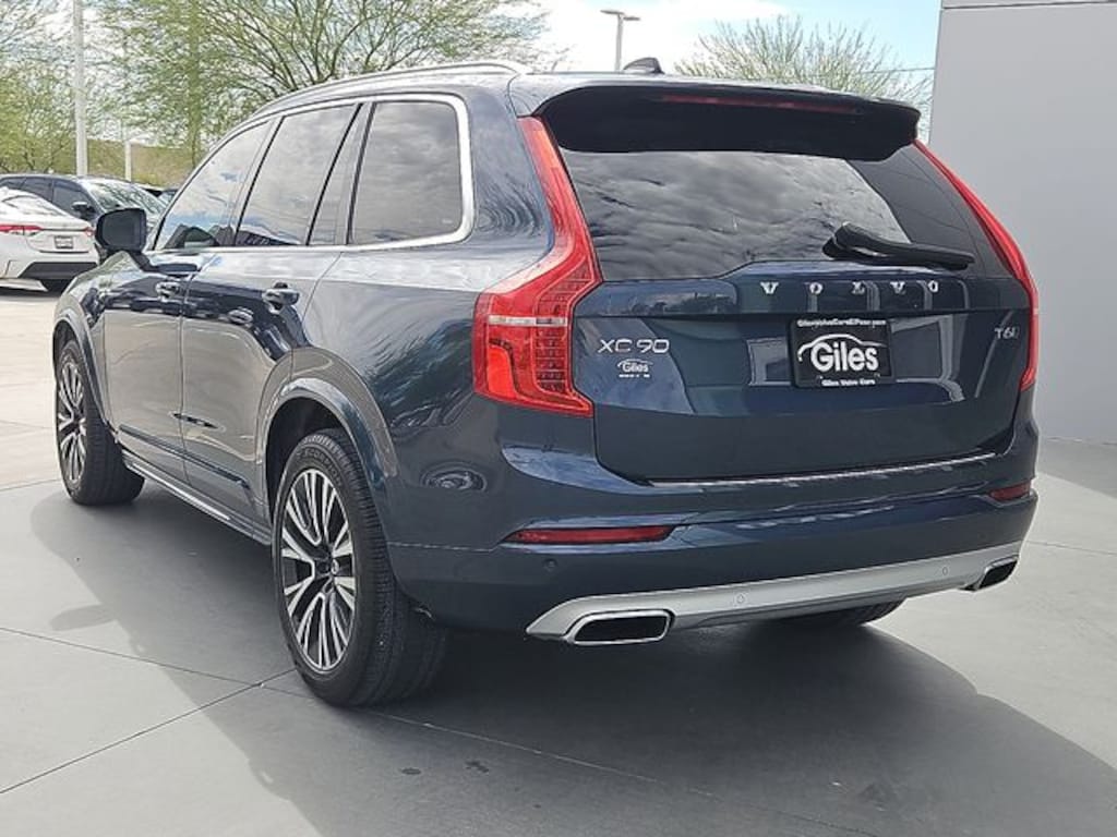 Used 2021 Volvo XC90 T6 Momentum 7 Passenger SUV