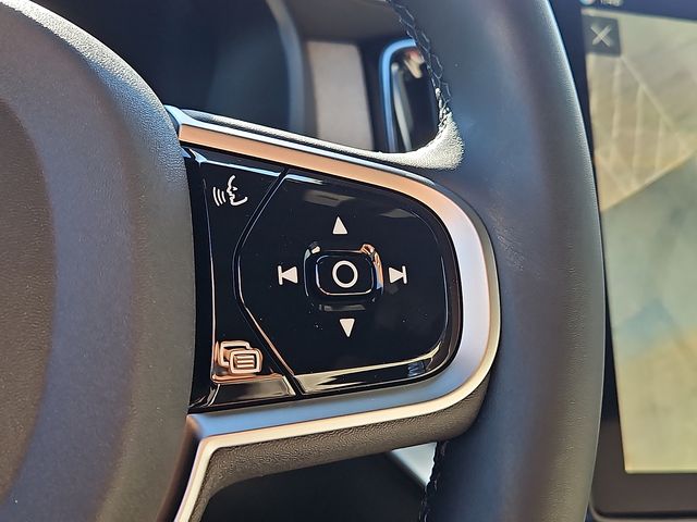 2026 Volvo XC90 Plus - Photo 20