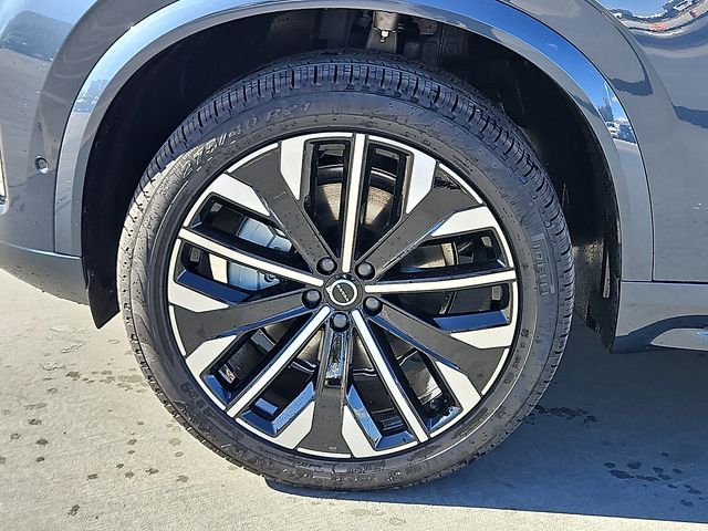 2026 Volvo XC90 Plus - Photo 11