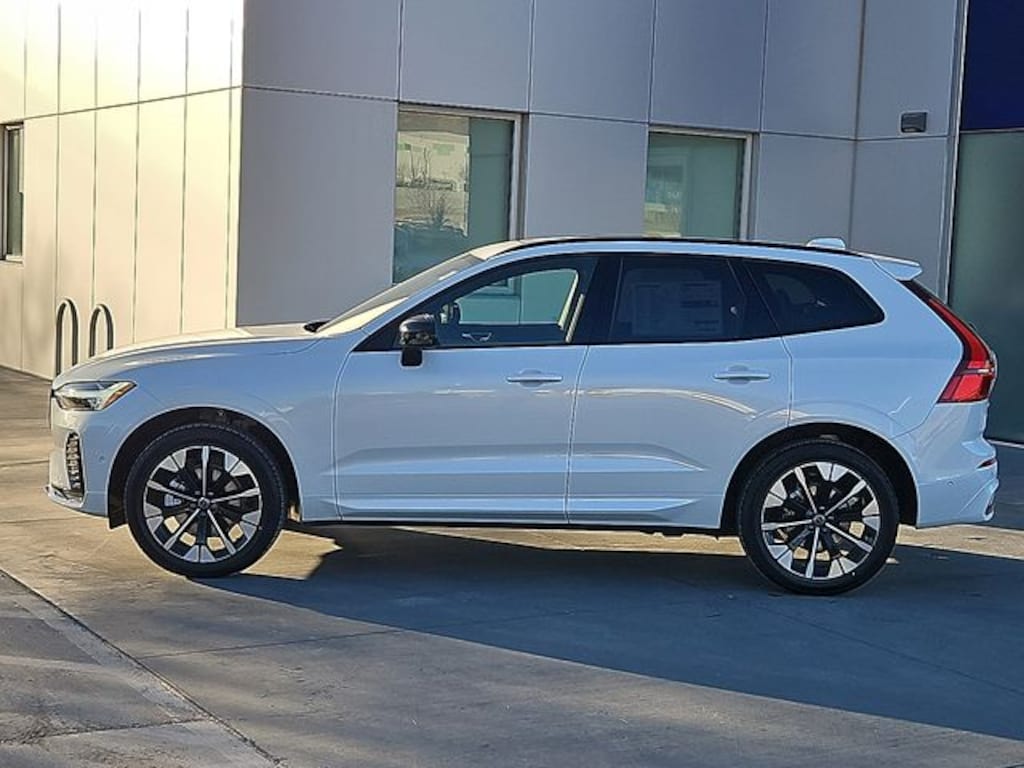 New 2026 Volvo XC60 B5 Plus SUV