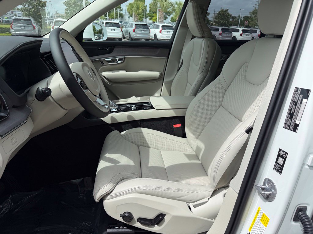 2026 Volvo XC90 Ultra - Photo 7