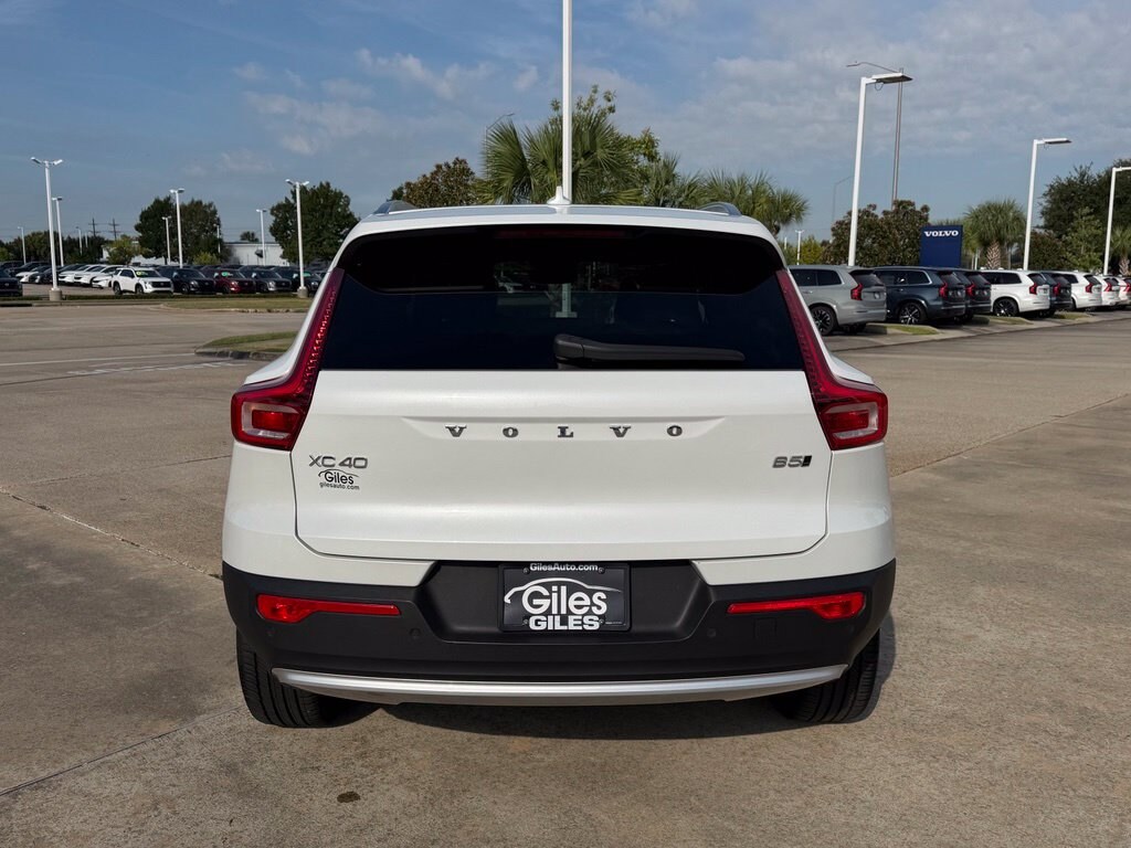 Used 2024 Volvo XC40 B5 Plus Bright SUV