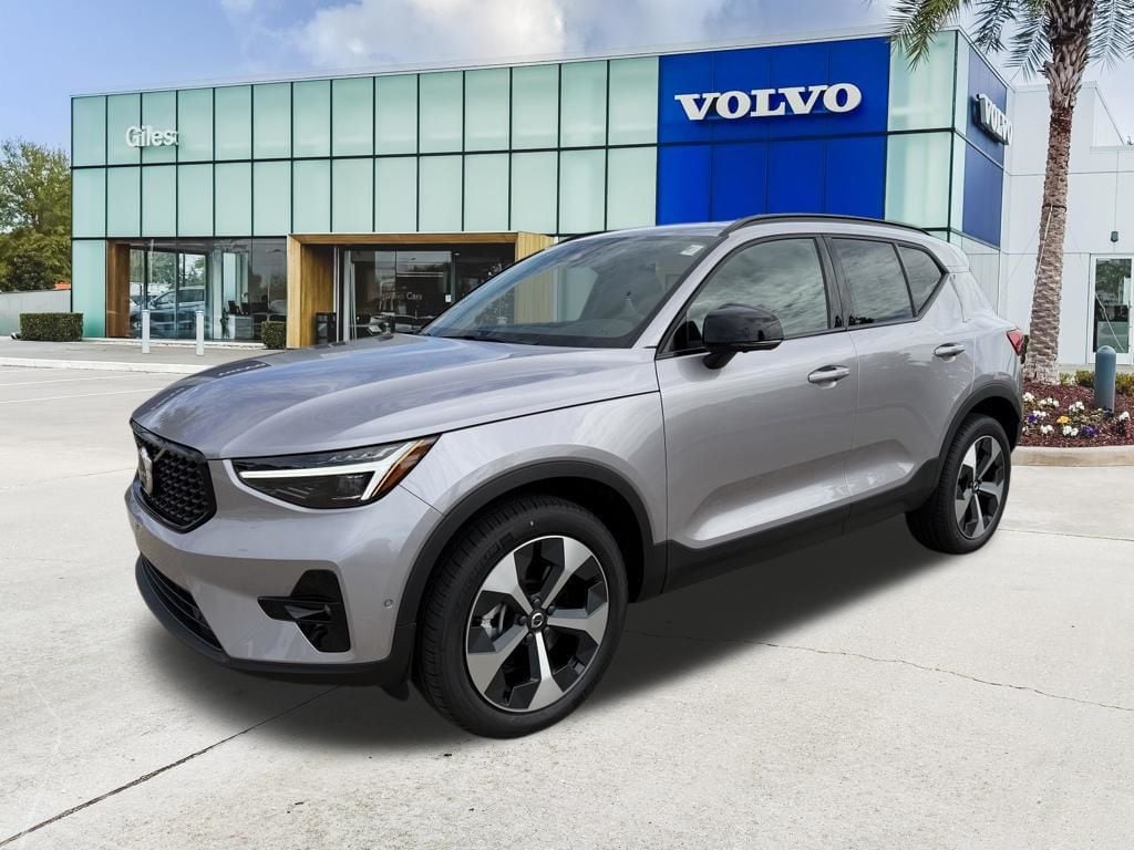 2026 Volvo XC40 Plus