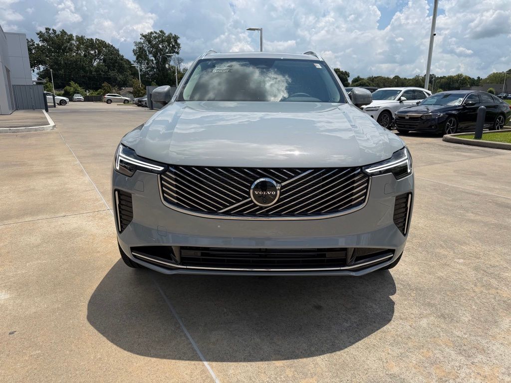 2026 Volvo XC90 Plus - Photo 9