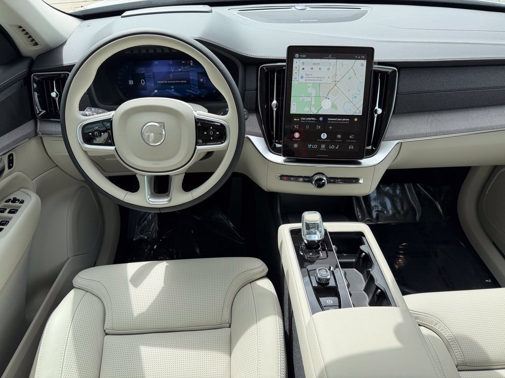 2026 Volvo XC90 Ultra - Photo 13