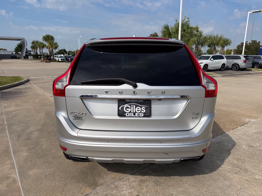 Used 2017 Volvo XC60 T5 AWD Inscription SUV